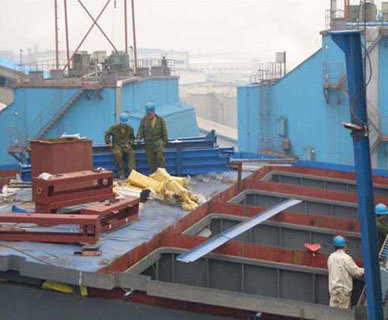 防腐蝕抗結(jié)露烘干機袋式除塵器 防腐蝕抗結(jié)露烘干機袋式除塵器